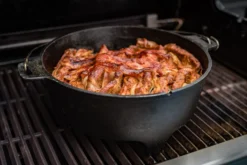 Grillfürst Dutch Oven BBQ Edition DO9 - Borussia Dortmund Edition -Broil King Geschaft BVB Dutch Oven am Gasgrill