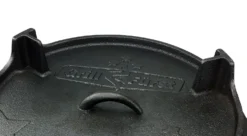 Grillfürst Dutch Oven Set BBQ Edition DO20 - X-DEAL Inkl. Tragetasche / Aufbewahrungstasche, Gusseisen Pflege, Ringreiniger, Deckelheber Und Bambus-Kochlöffel -Broil King Geschaft Grillfuerst Dutch Oven Logo