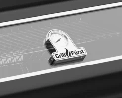 Grillfürst G620E 6-Brenner Gasgrill Mit Hochtemperaturbrenner, Heckbrenner Und Edelstahl Rosten - X-DEAL Inkl. Zubehörpaket 23 Grillfürst G620E 6-Brenner Gasgrill Mit Hochtemperaturbrenner, Heckbrenner Und Edelstahl Rosten - X-DEAL Inkl. Zubehörpaket -Broil King Geschaft Grillfuerst Gasgrill G620E Deckelthermometer