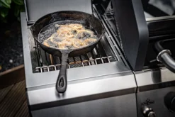 Grillfürst G521E 5-Brenner Edelstahl-Gasgrill - Eintracht Frankfurt Edition - Edelstahlroste -Broil King Geschaft Grillfuerst Gasgrill Gusspfanne Steakzon 4