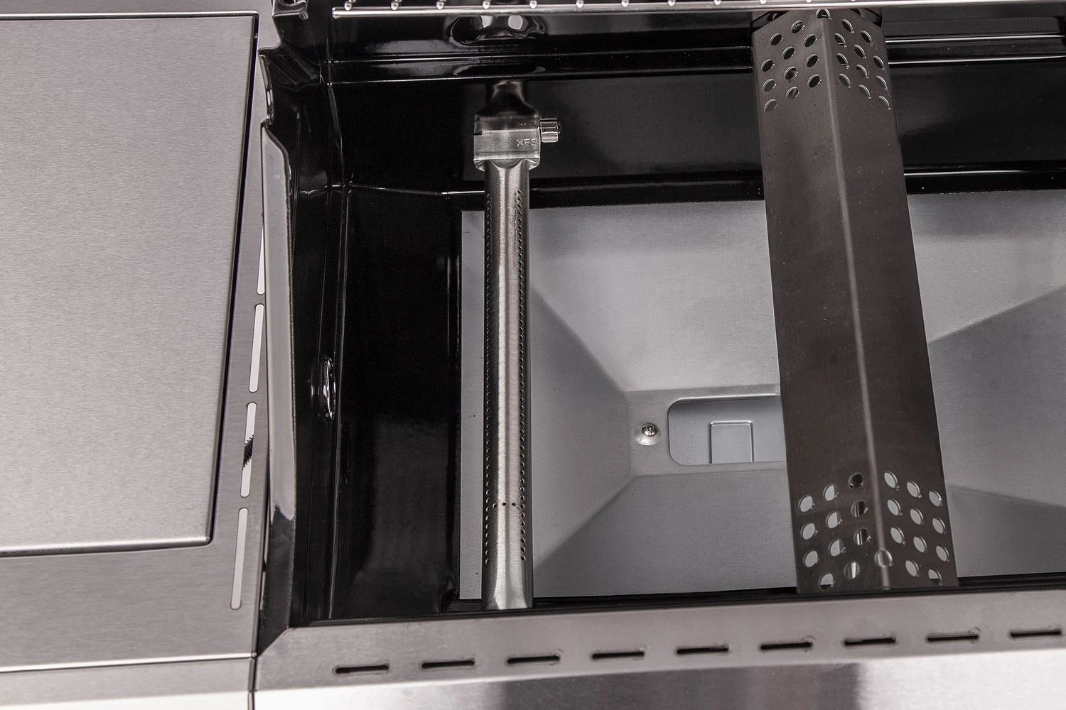 Grillfürst G510G 5-Brenner Gasgrill - 1. FC Köln Edition - Gusseisenroste 9 Grillfürst G510G 5-Brenner Gasgrill - 1. FC Köln Edition - Gusseisenroste – Bild 9