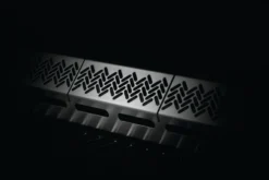 Napoleon Rogue 425 Gasgrill - All Black - Mit Seitenbrenner - Hero Modell 2023 Mit Heckbrenner Inkl. Drehspieß, Abdeckhaube Und Grillplatte -Broil King Geschaft Napoleon Gasgrill Hero Rogue 425 Backburner 1