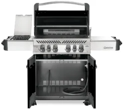 Napoleon Prestige 500 Gasgrill, Schwarz - Mit Safety Glow - X-DEAL Inkl. Grillthermometer, Schneidebrett Und Windschild Für SIZZLE ZONE 21 Napoleon Prestige 500 Gasgrill, Schwarz - Mit Safety Glow - X-DEAL Inkl. Grillthermometer, Schneidebrett Und Windschild Für SIZZLE ZONE -Broil King Geschaft Napoleon Prestige 500 Gasgrill schwarz open 1
