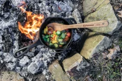 Petromax Gusseiserne Kasserolle Mit Deckel Kr1 19 Petromax Gusseiserne Kasserolle Mit Deckel Kr1 -Broil King Geschaft Petromax Kasserolle Gemuese zubereiten kr1