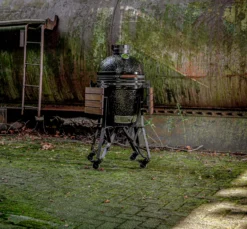 The Bastard Keramikgrill Classic Medium - Complete - Schwarz Glänzend - Modell 2023 24 The Bastard Keramikgrill Classic Medium - Complete - Schwarz Glänzend - Modell 2023 -Broil King Geschaft The Bastard Classic Medium Complete Keramikgrill