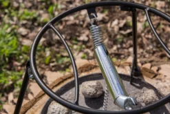 Petromax Feuertopf Deckelhalter Pro-ft Dutch Oven Zubehör 21 Petromax Feuertopf Deckelhalter Pro-ft Dutch Oven Zubehör -Broil King Geschaft petromax feuertopf deckelhalter nahaufnahme